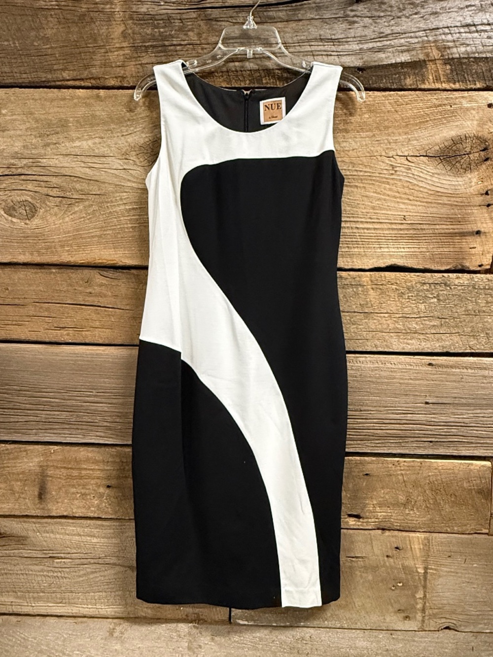 NUE by Shani Swirl sleeveless sheath dress, Black and white, Size 8